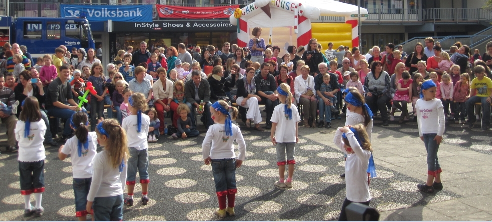 ZwergenlandgruppeTanz Kittys